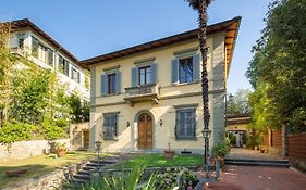 Villa Lia - Apartment In Villa With Private Garden And Pool